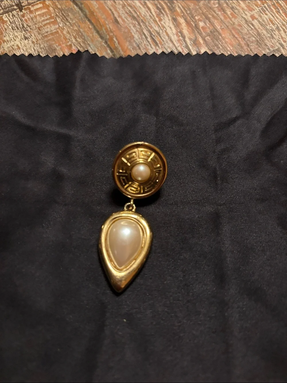 Givenchy Gold-Tone Pearl Drop Earrings